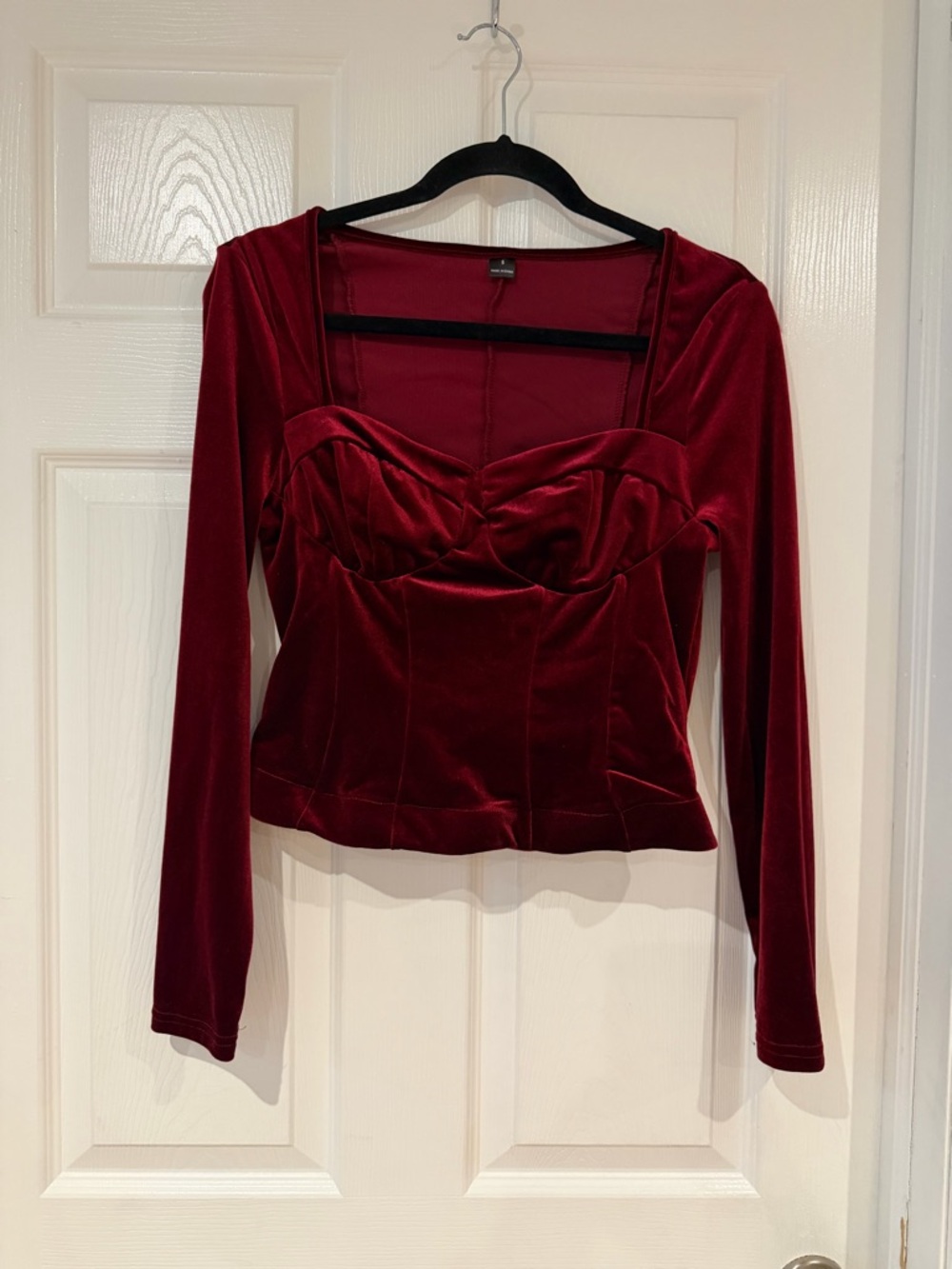 Long Sleeve Deep Red Velvet Top Sweetheart Neckline Gathered Bust Size S Fitted